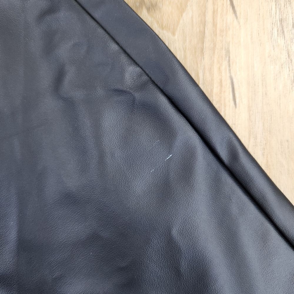 🔹️Black Faux Leather Skater Mini Skirt Medium - Picture 9 of 12
